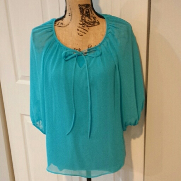 Blouse - Picture 3 of 3